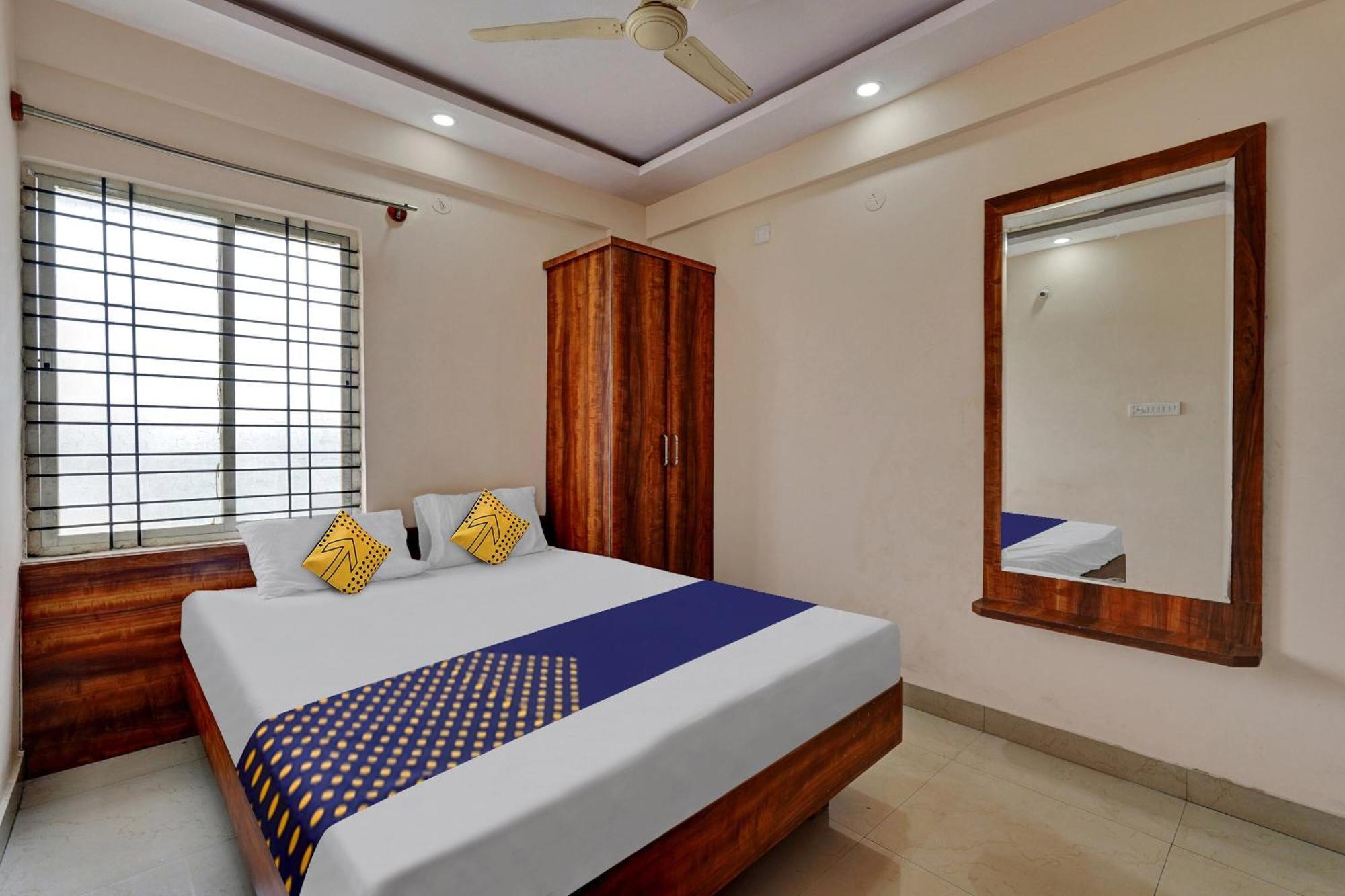 Oyo Hotel Svn Hotel And Lodging Bangalore Luaran gambar